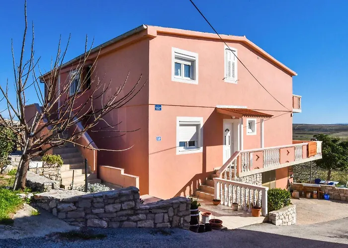 Gorgeous In דירה Stara Vas