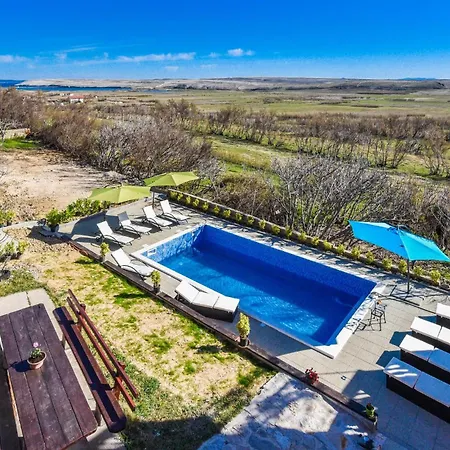 Apartment Gorgeous In Stara Vas