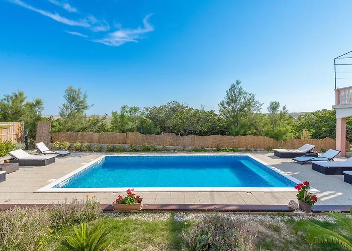 Apartment Gorgeous In Stara Vas